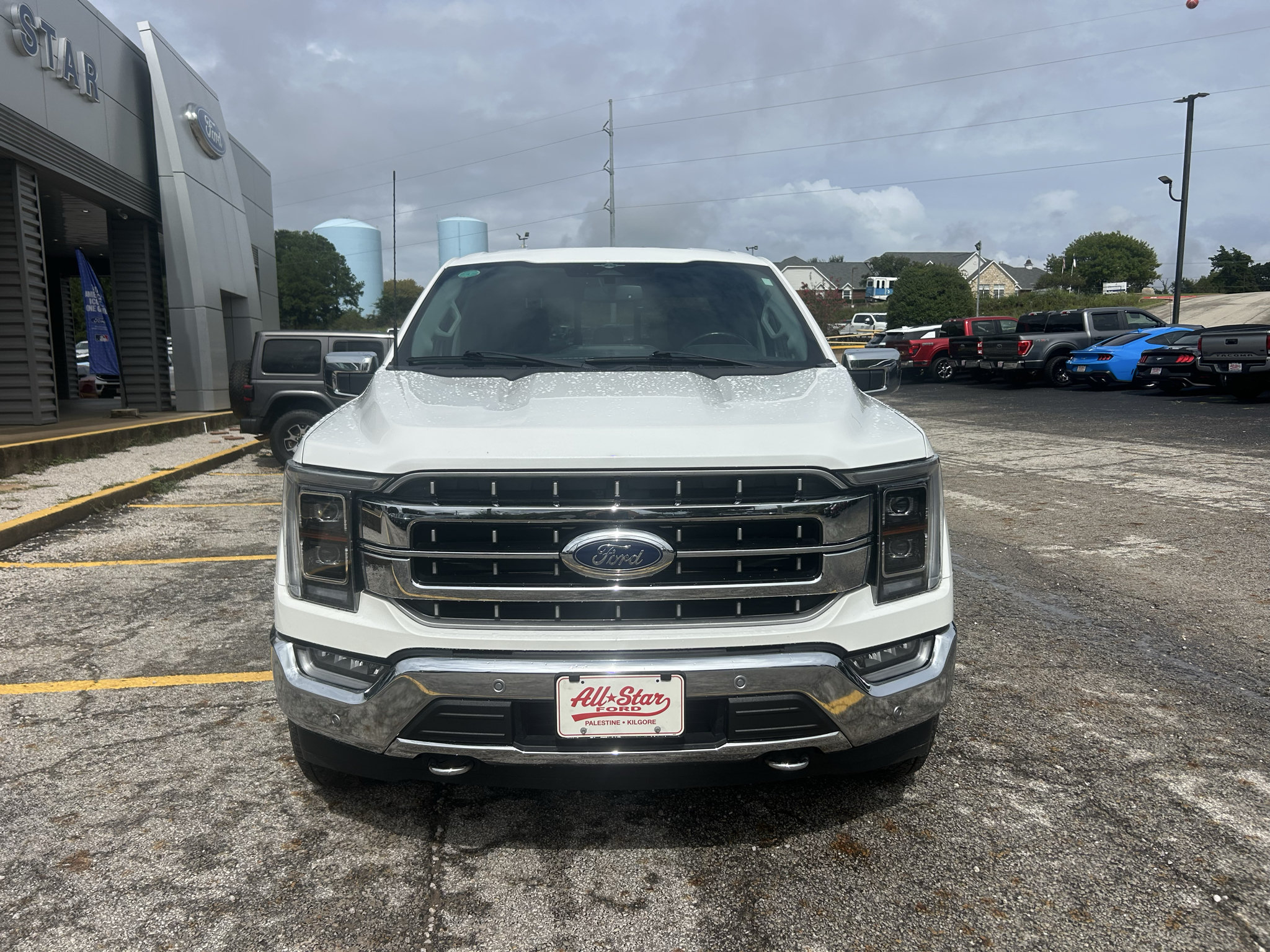 Used 2023 Ford F150 Lariat w/ Equipment Group 502A High AWD/4WD image 2