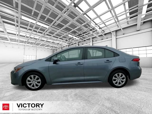 Used 2024 Toyota Corolla LE image 6