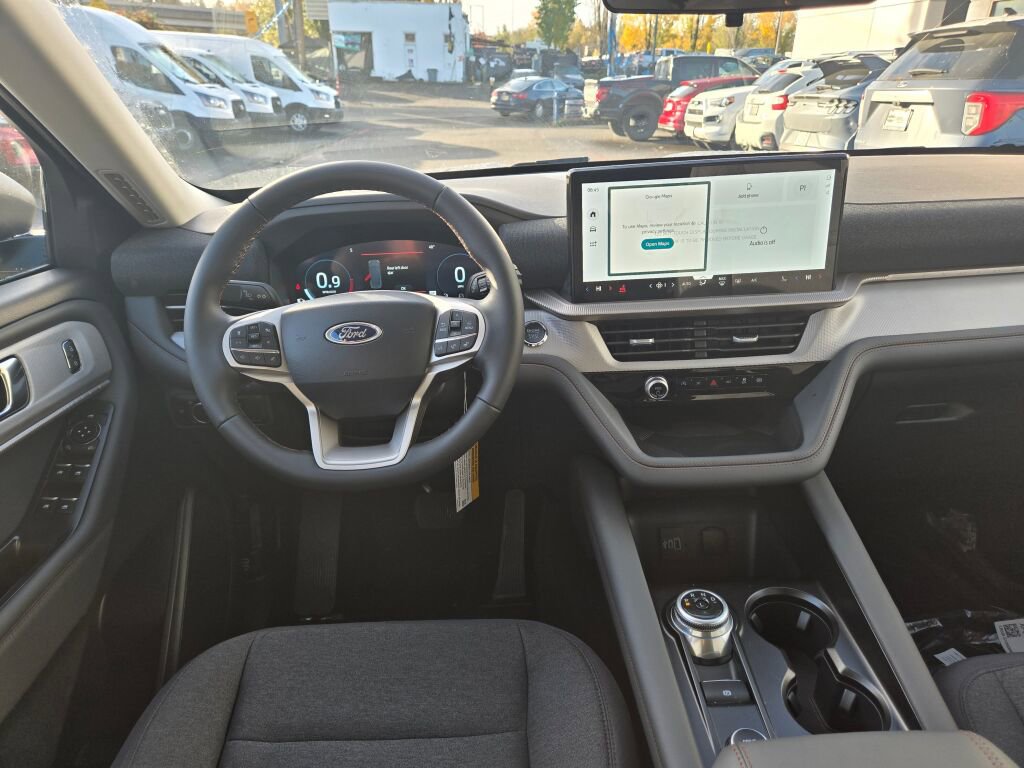 New 2026 Ford Explorer Active AWD/4WD image 10