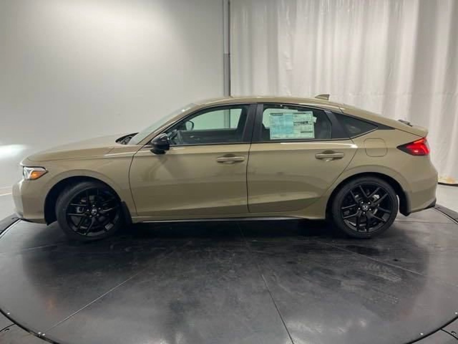 Used 2025 Honda Civic Sport image 15