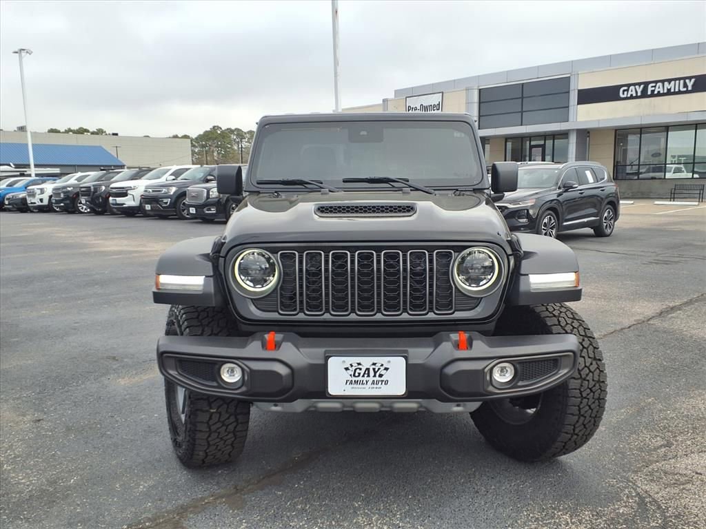 Used 2025 Jeep Gladiator Mojave image 18