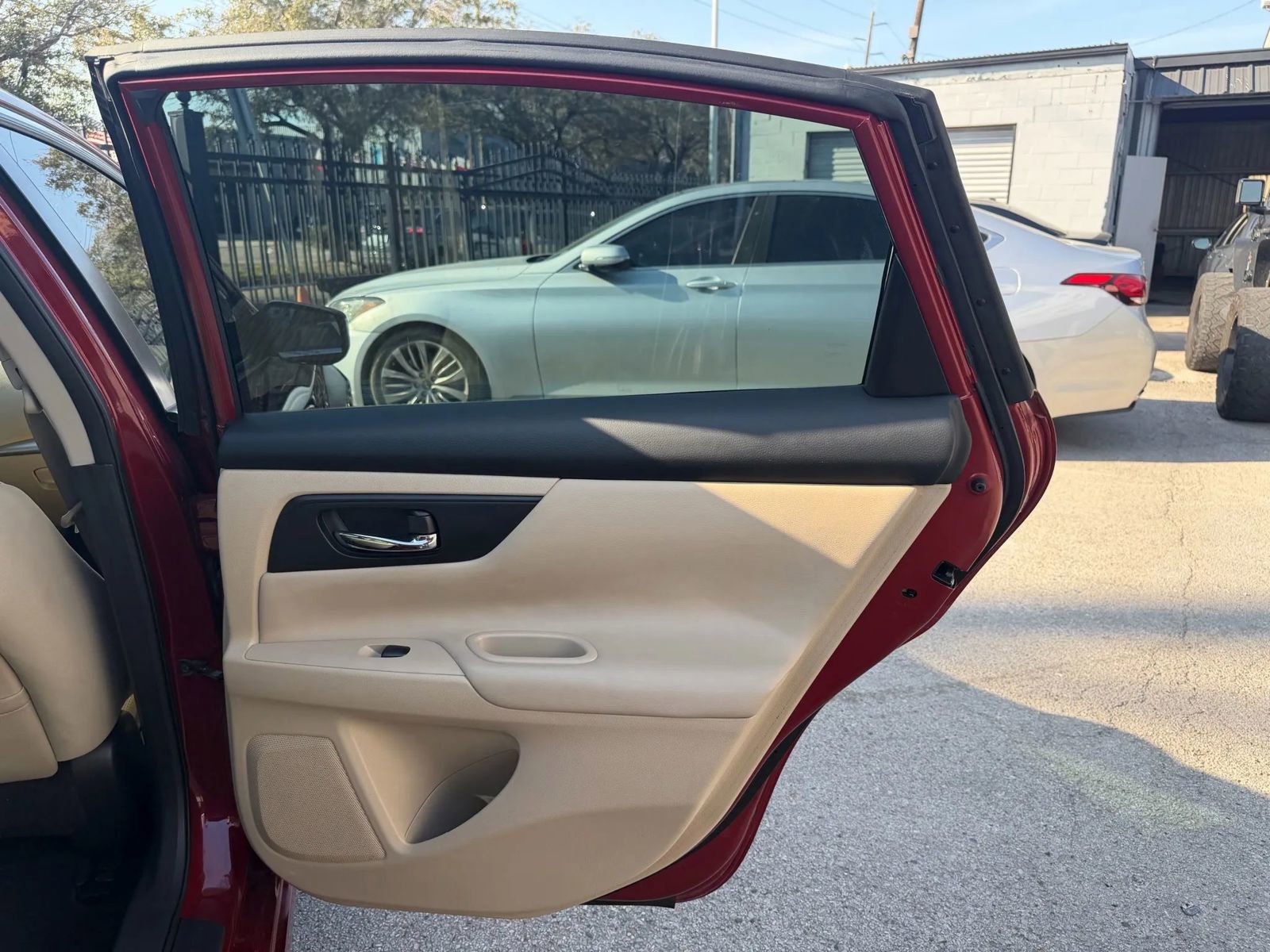 Used 2017 Nissan Altima 2.5 S w/ Power Driver Seat Package image 15