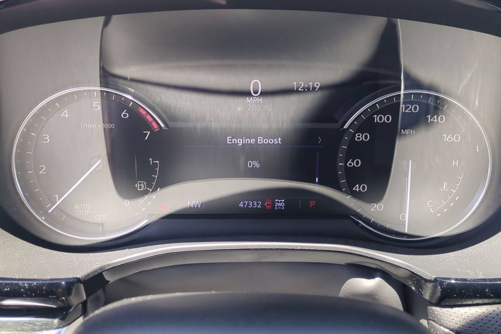 Used 2022 Cadillac XT5 Premium Luxury AWD/4WD image 10