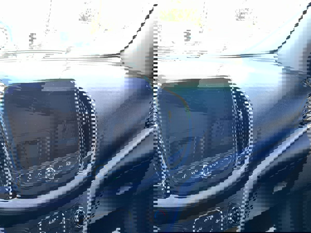 Used 2018 Chevrolet Volt LT image 22