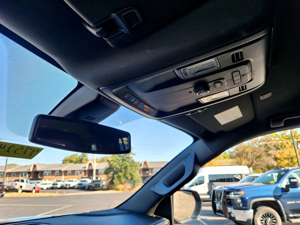 Used 2021 Chevrolet Tahoe Z71 image 26