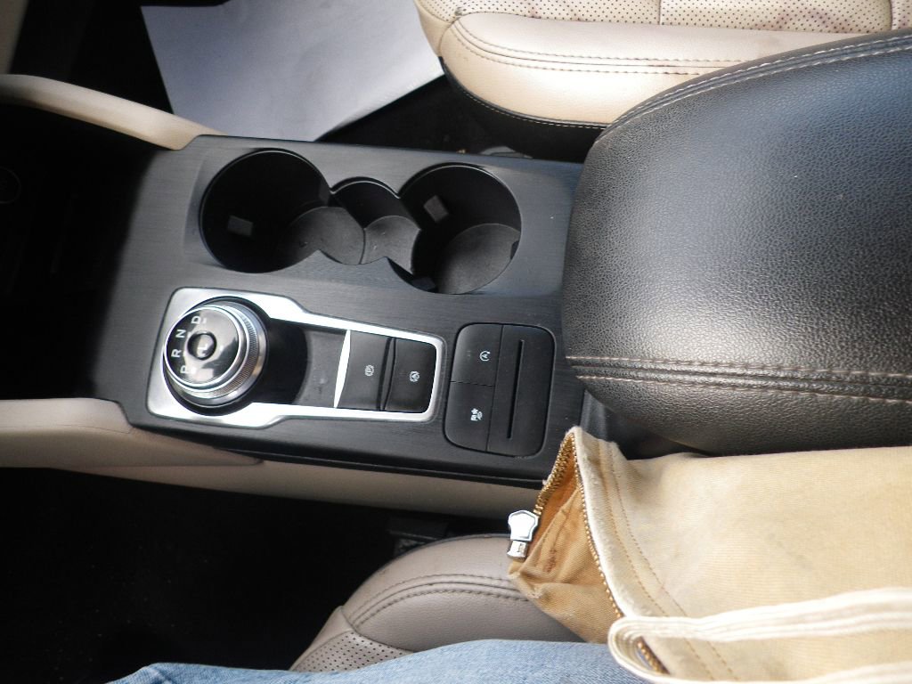 Used 2021 Ford Escape SEL w/ Technology Package image 26