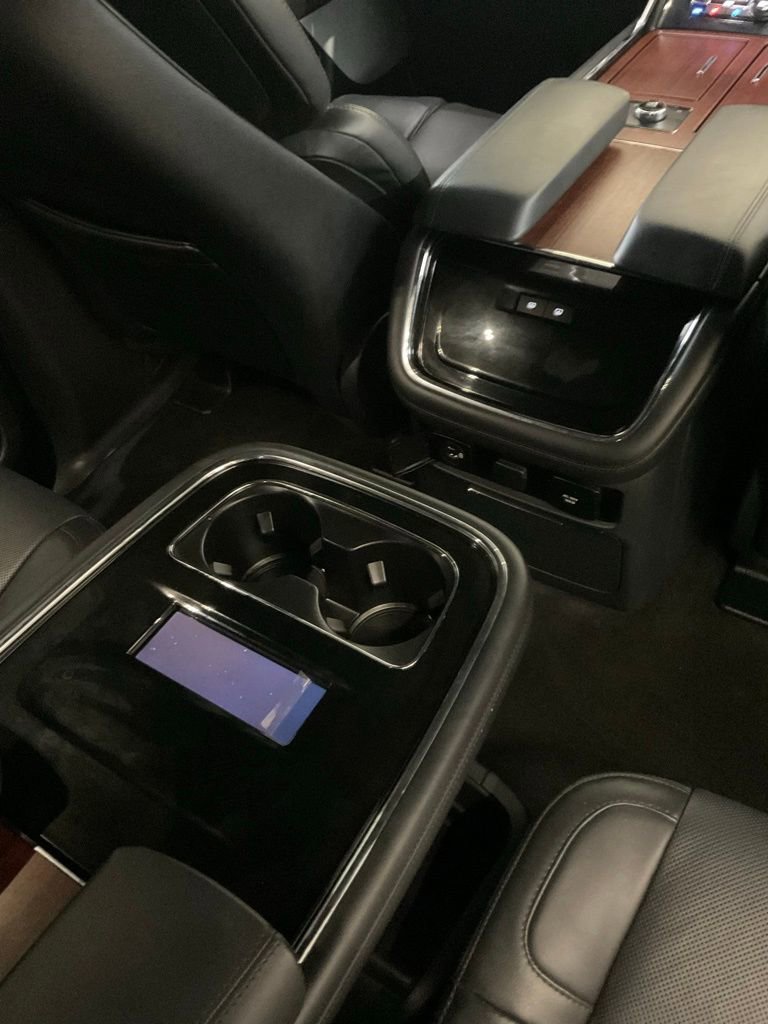 Used 2023 Lincoln Navigator Reserve AWD/4WD image 16