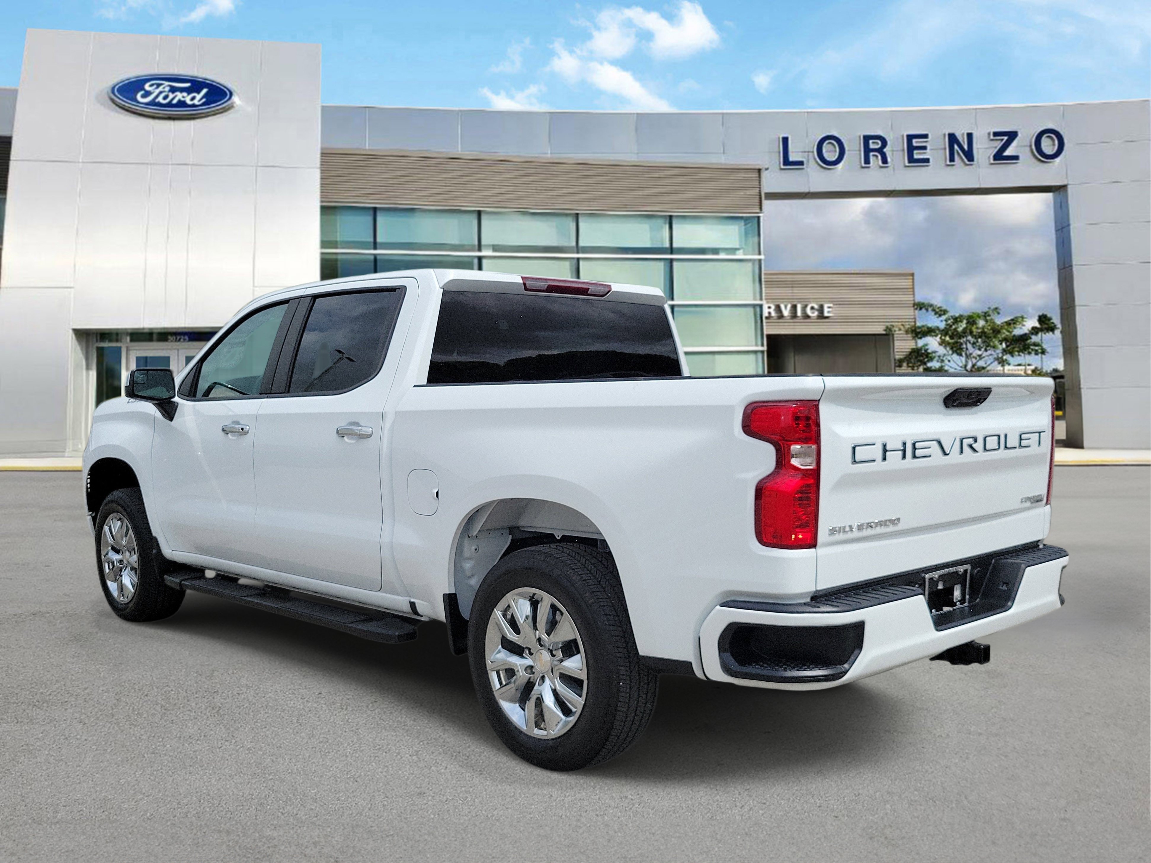 Used 2024 Chevrolet Silverado 1500 Custom RWD image 7