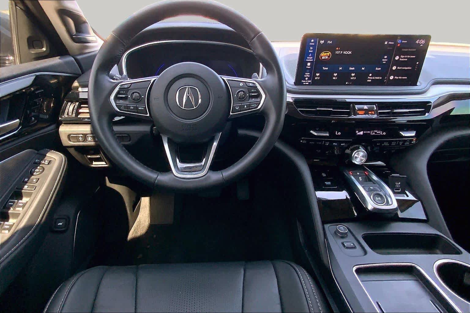 Used 2026 Acura MDX w/ Technology Package FWD image 6