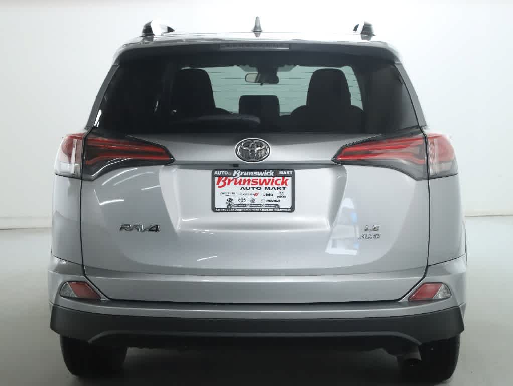 Used 2018 Toyota RAV4 LE w/ All Weather Liner Package AWD/4WD image 41