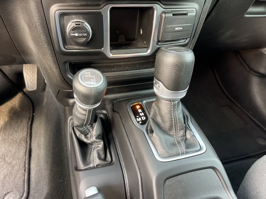 Used 2024 Jeep Gladiator Sport image 14