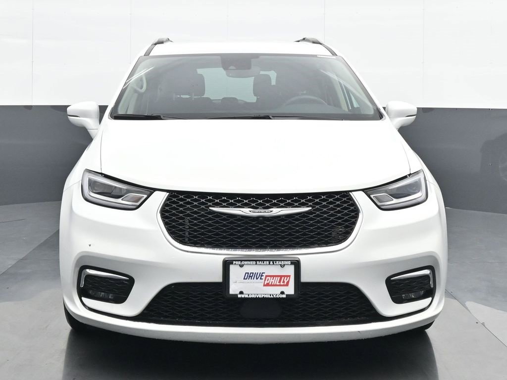 Used 2022 Chrysler Pacifica Touring-L