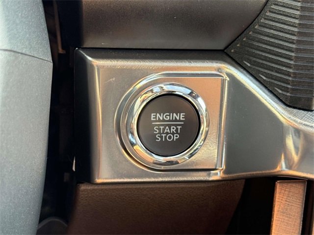 Used 2024 Ford F150 King Ranch w/ FX4 Off-Road Package image 15