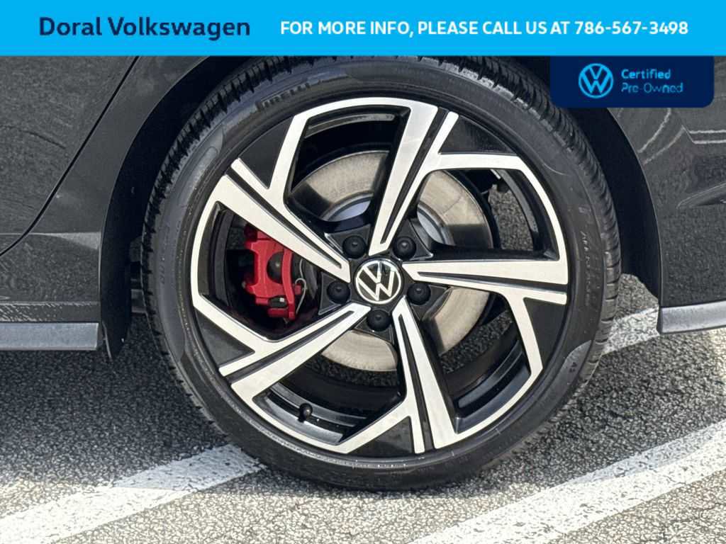 Certified 2025 Volkswagen GTI SE image 11