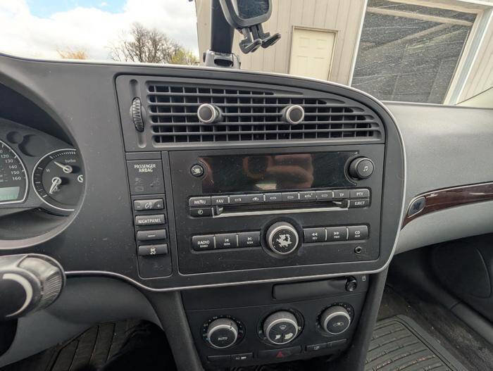 Used 2007 Saab 9-3 2.0T FWD image 34