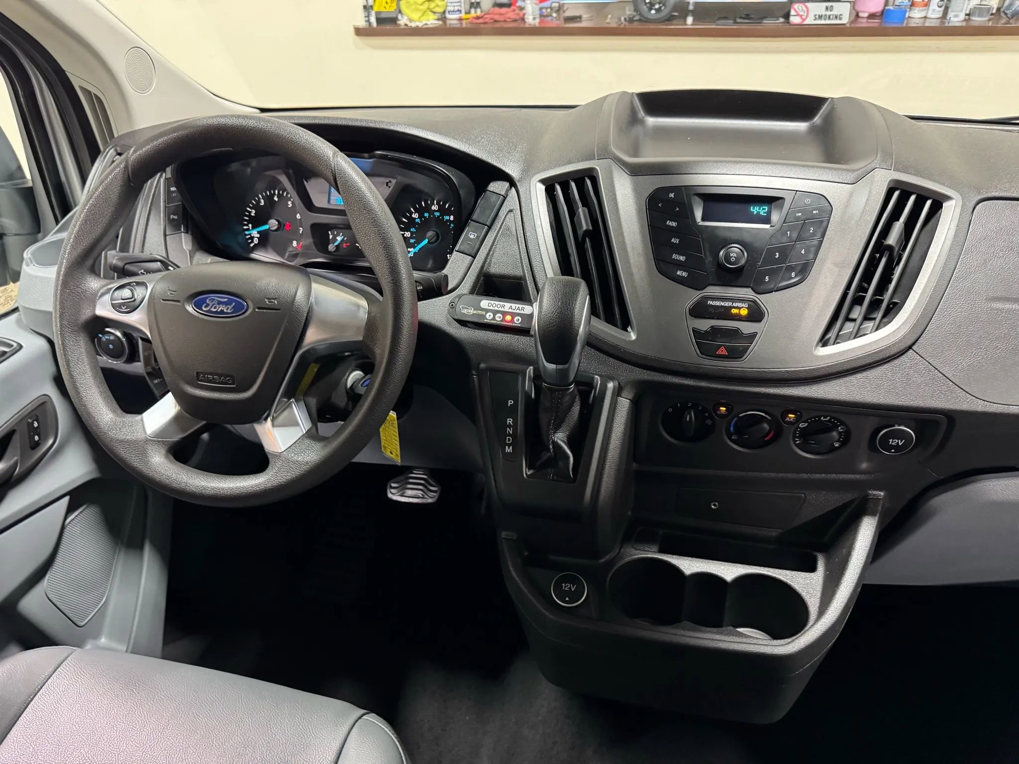 Used 2018 Ford Transit 250 148 Medium Roof image 50