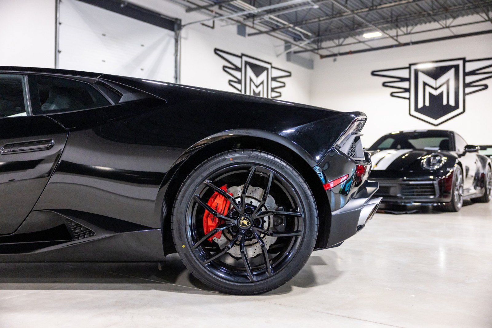 Used 2017 Lamborghini Huracan LP 580-2 RWD image 16