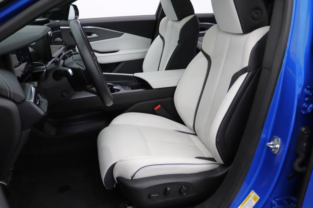 Used 2024 Acura ZDX Type S AWD/4WD image 2