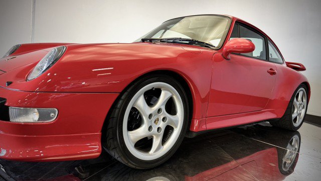 Used 1998 Porsche 911 GT3 RS image 21