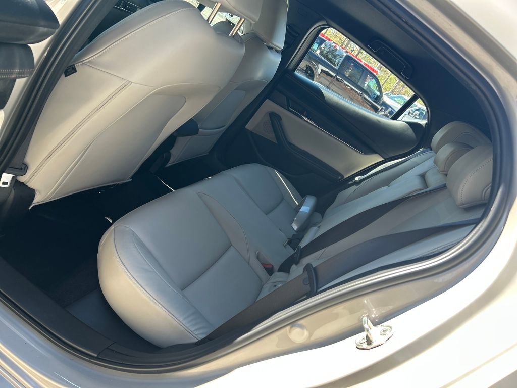 Used 2024 MAZDA MAZDA3 s image 27