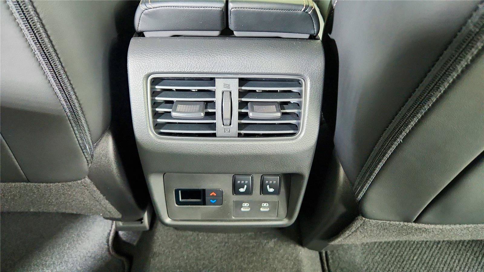 New 2026 Nissan Rogue Platinum w/ Platinum Premium Package AWD/4WD image 35