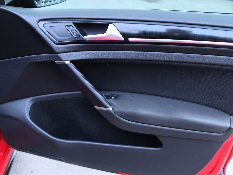 Used 2017 Volkswagen GTI Sport FWD image 19