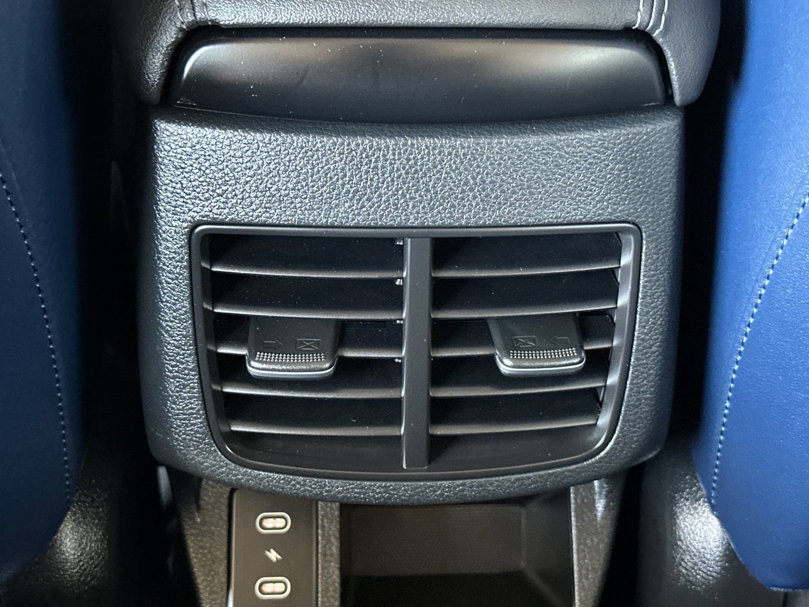 Certified 2024 Kia Seltos S AWD/4WD image 17
