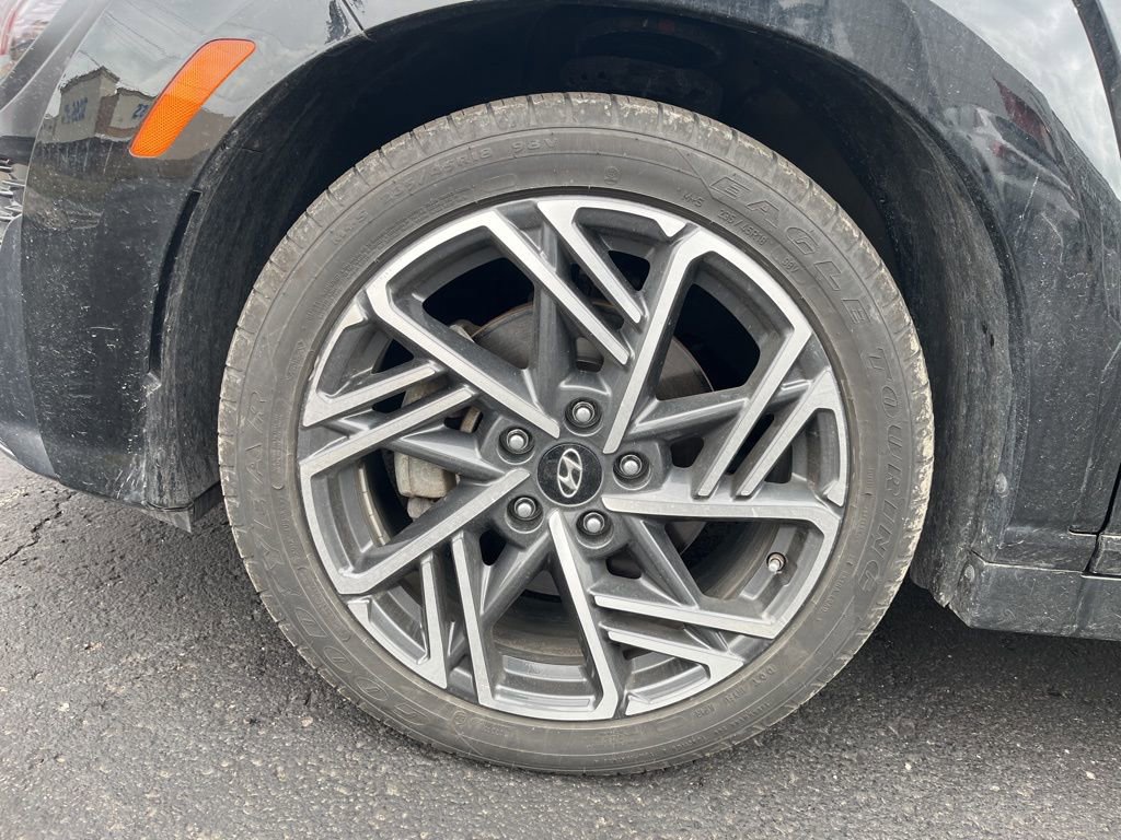 Used 2023 Hyundai Kona N Line image 9
