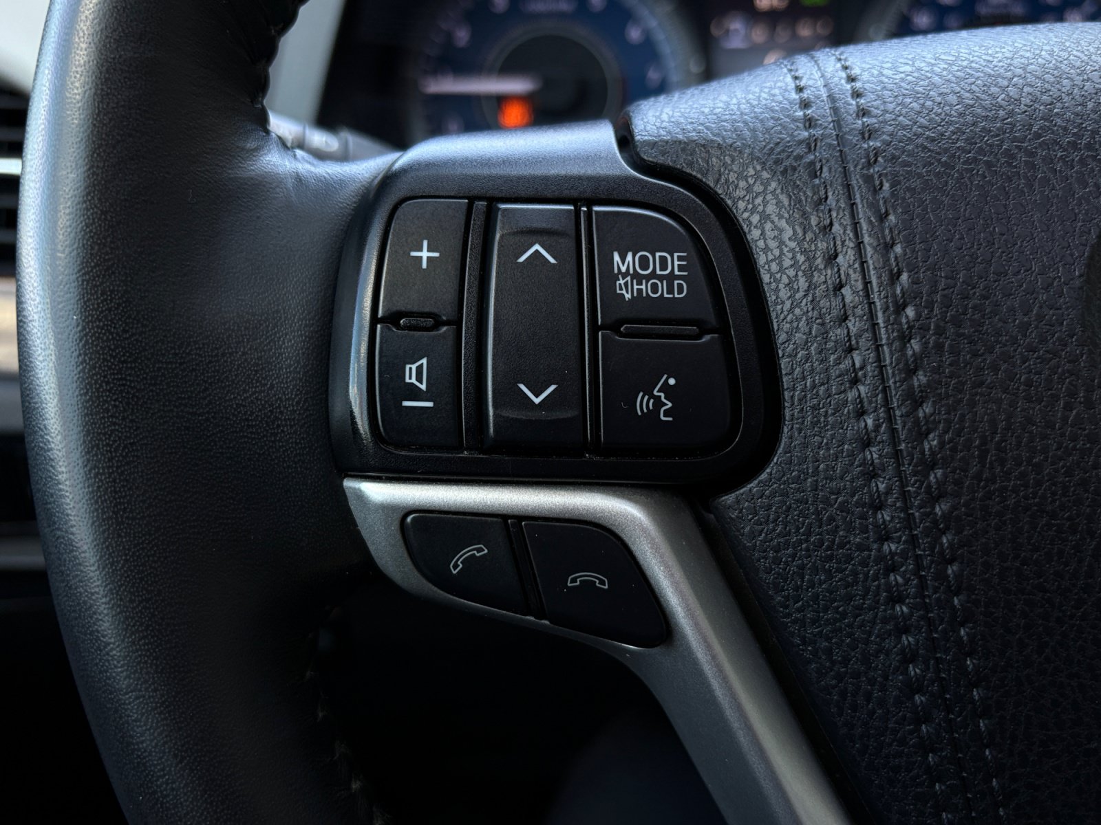 Used 2019 Toyota Sienna Limited Premium FWD image 17