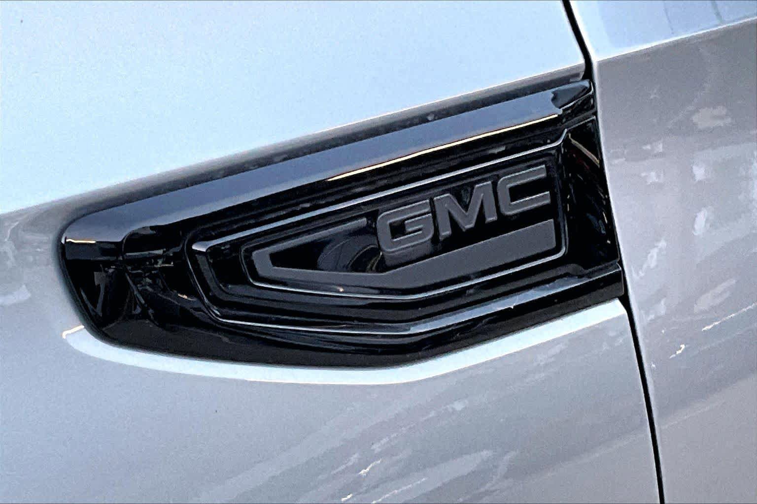 Used 2024 GMC Yukon Denali w/ Max Trailering Package AWD/4WD image 15
