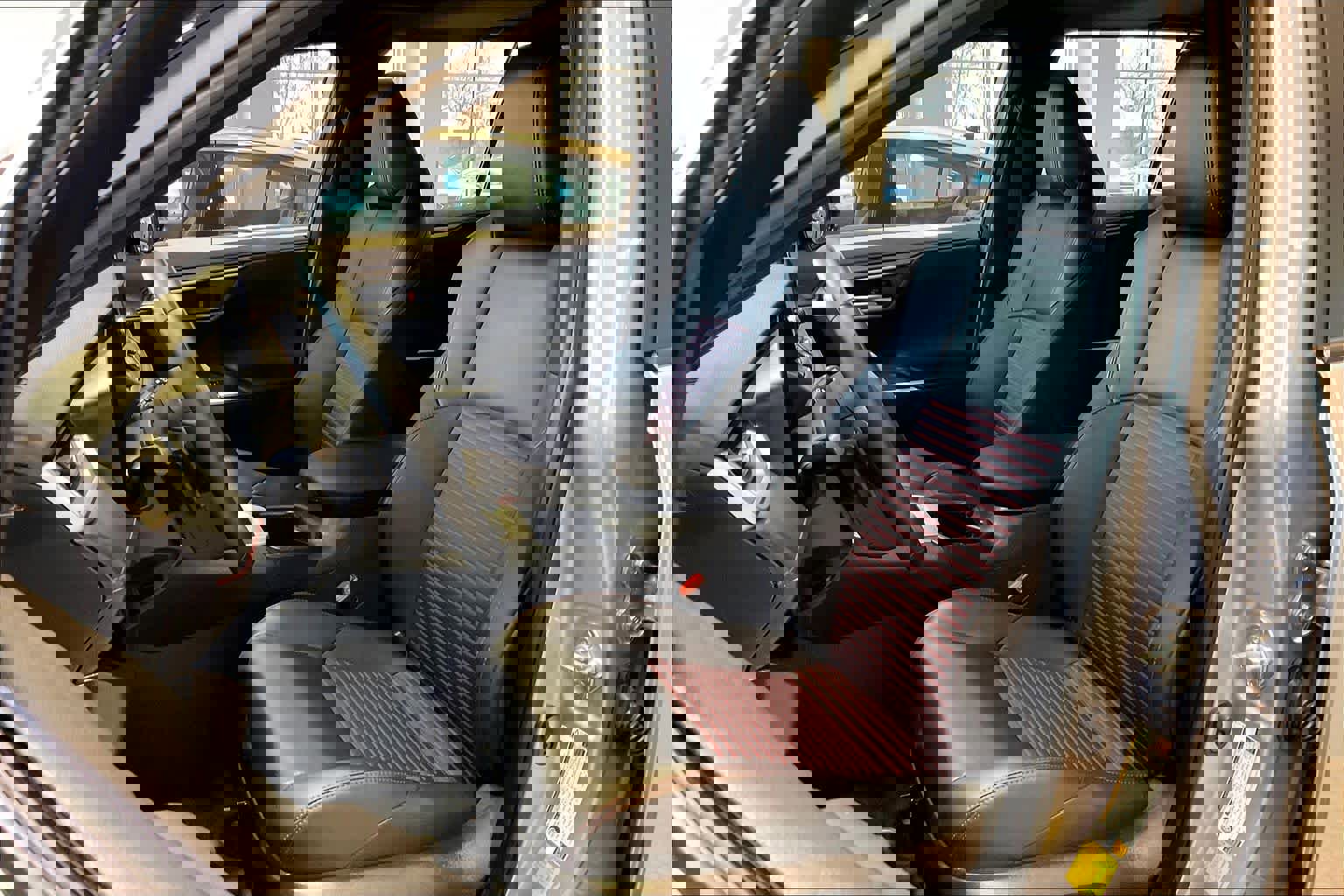 Used 2025 Toyota RAV4 XSE image 7