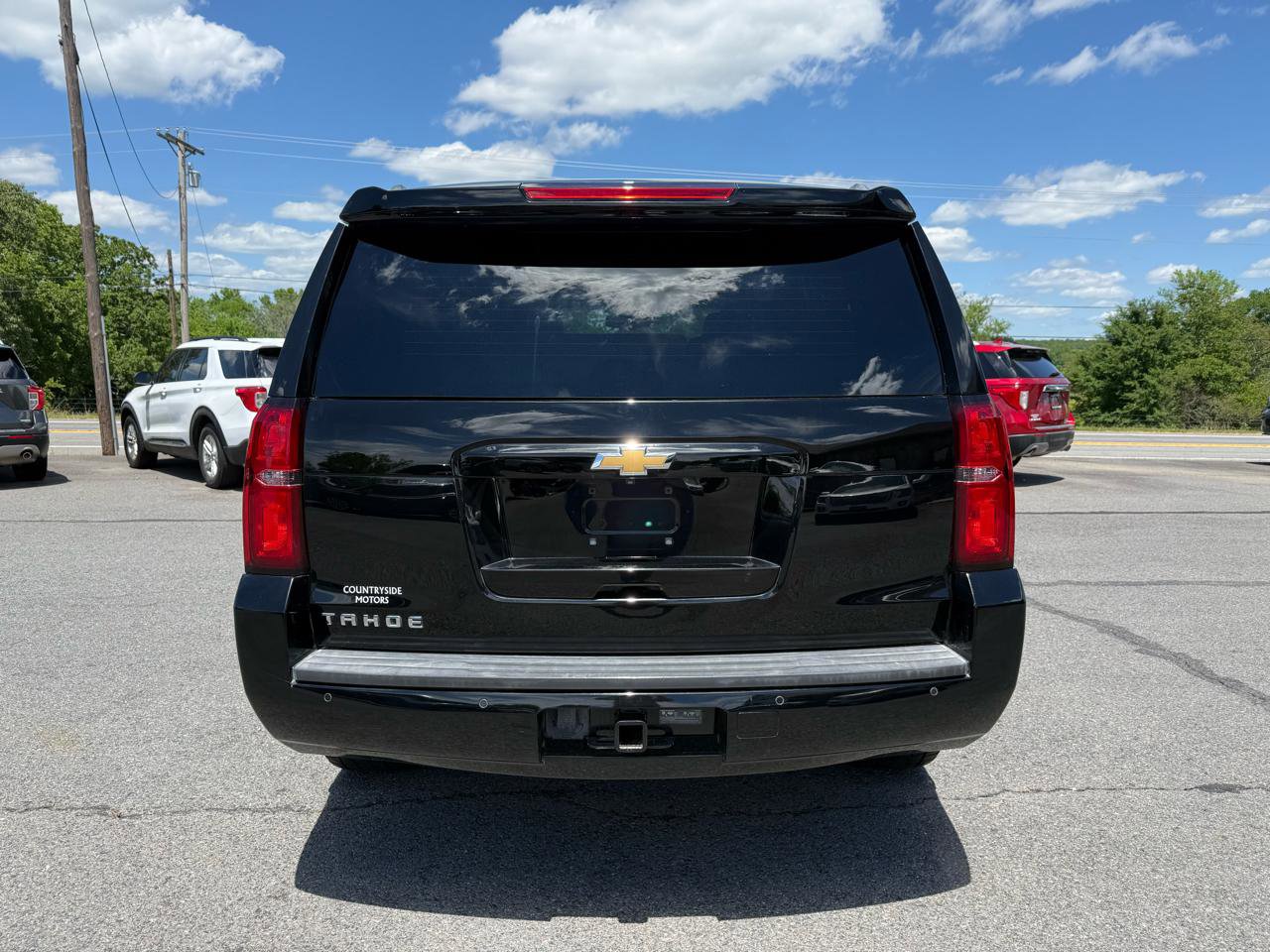 Used 2015 Chevrolet Tahoe LT w/ Luxury Package RWD image 5