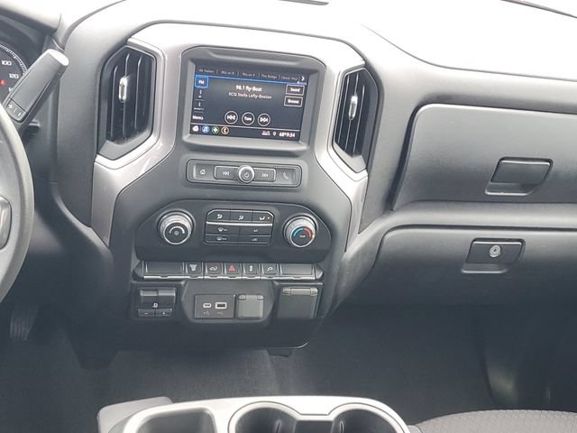 Certified 2022 Chevrolet Silverado 2500 Custom w/ Custom Value Package AWD/4WD image 13