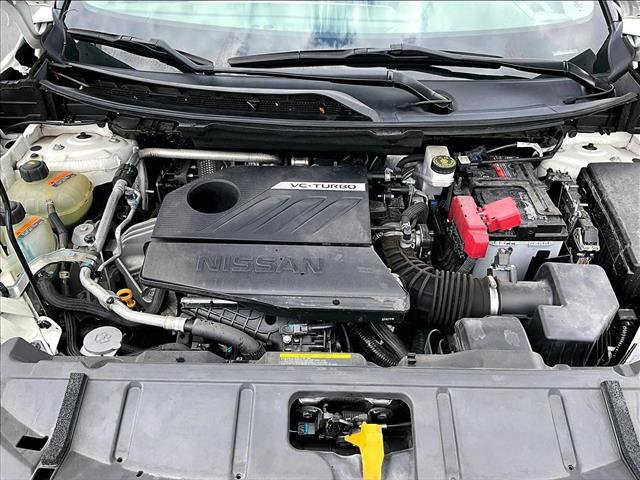 Used 2022 Nissan Rogue SV w/ SV Premium Package image 11
