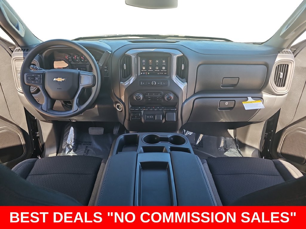 New 2026 Chevrolet Silverado 1500 Custom w/ LPO, Dark Essentials Package RWD image 9