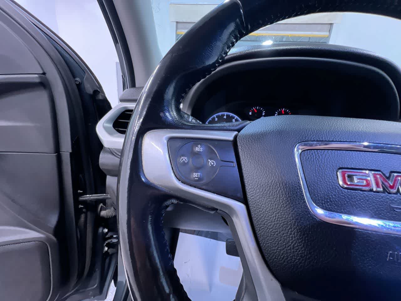 Used 2019 GMC Acadia SLE w/ Driver Alert Package I FWD image 20