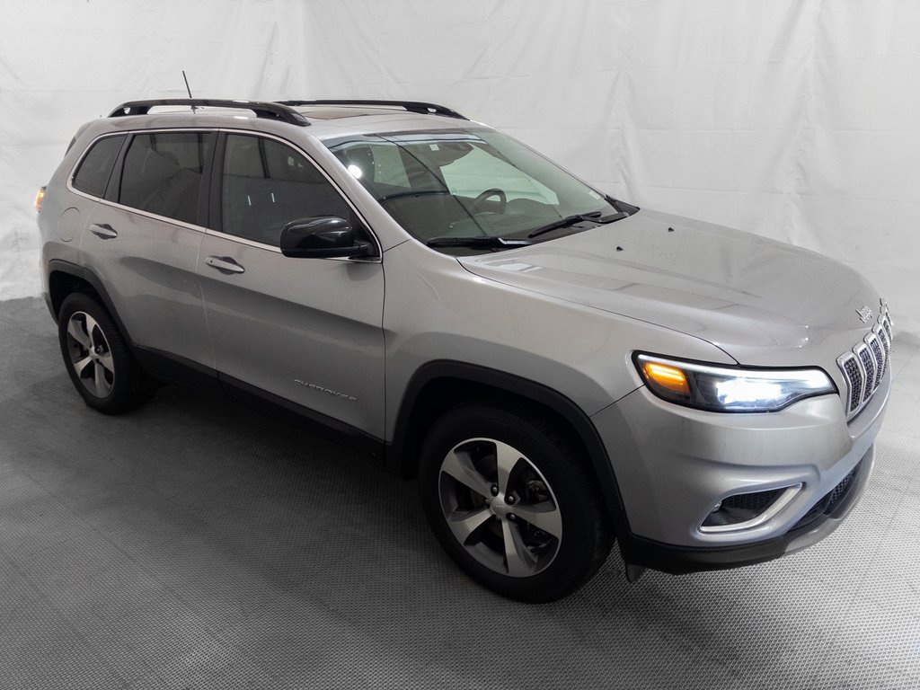 Used 2022 Jeep Cherokee Limited image 10