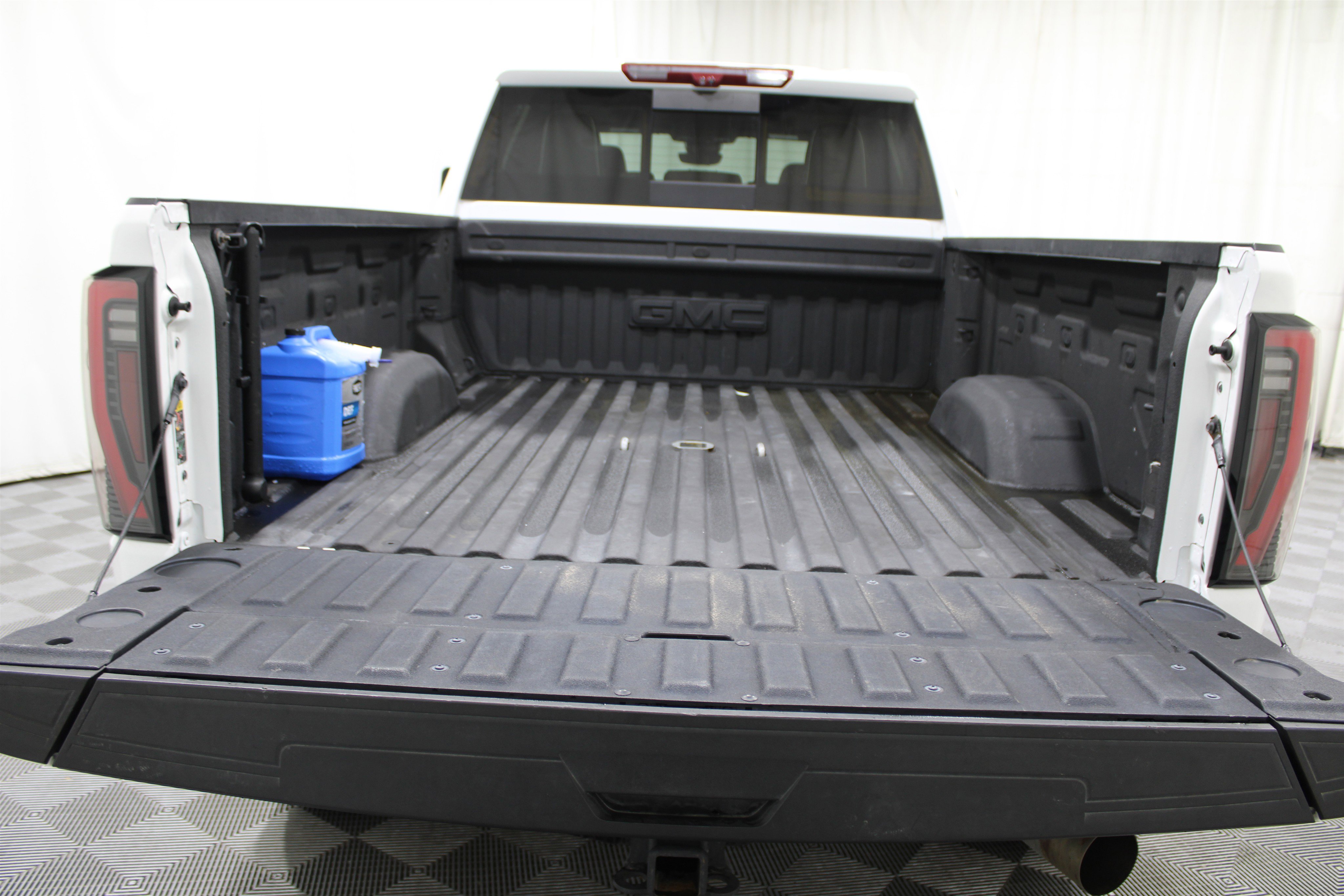 Used 2025 GMC Sierra 2500 AT4X w/ AT4X AEV Edition image 46