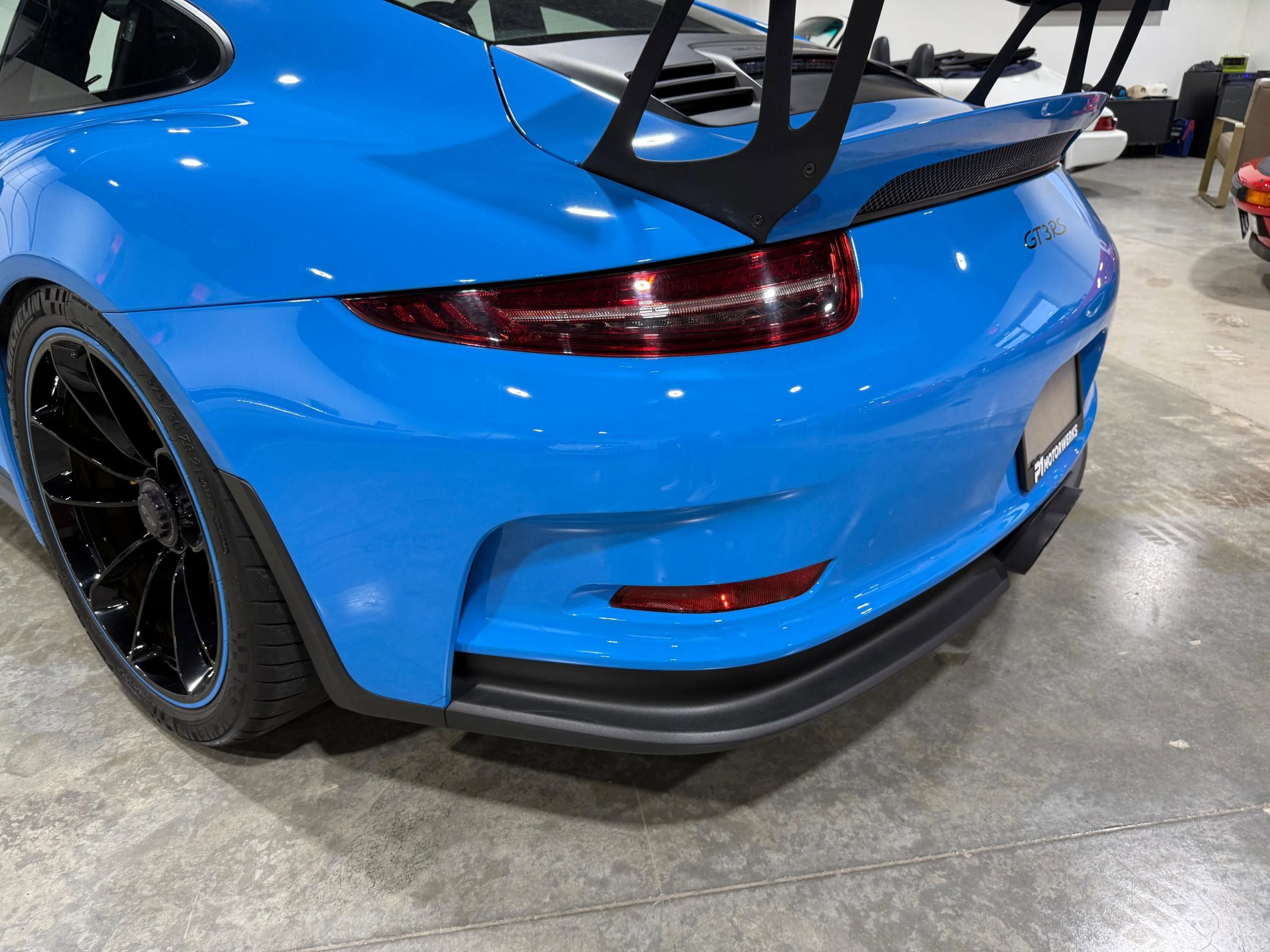 Used 2016 Porsche 911 GT3 RS RWD image 26