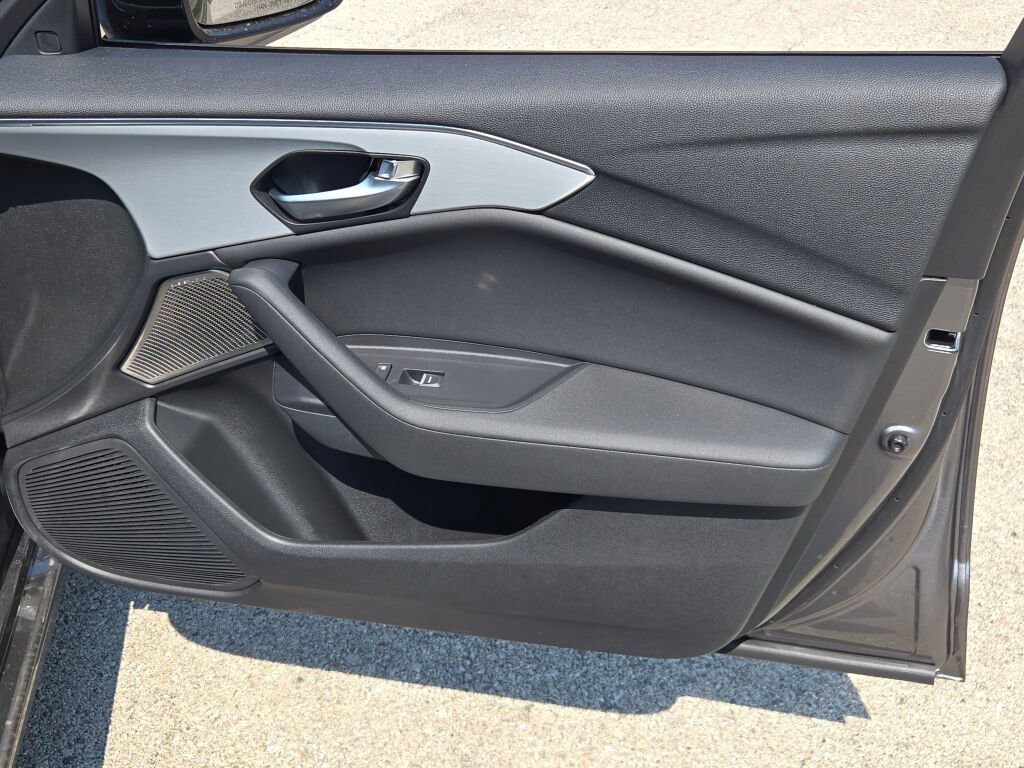 New 2025 Acura TLX Technology Package image 9