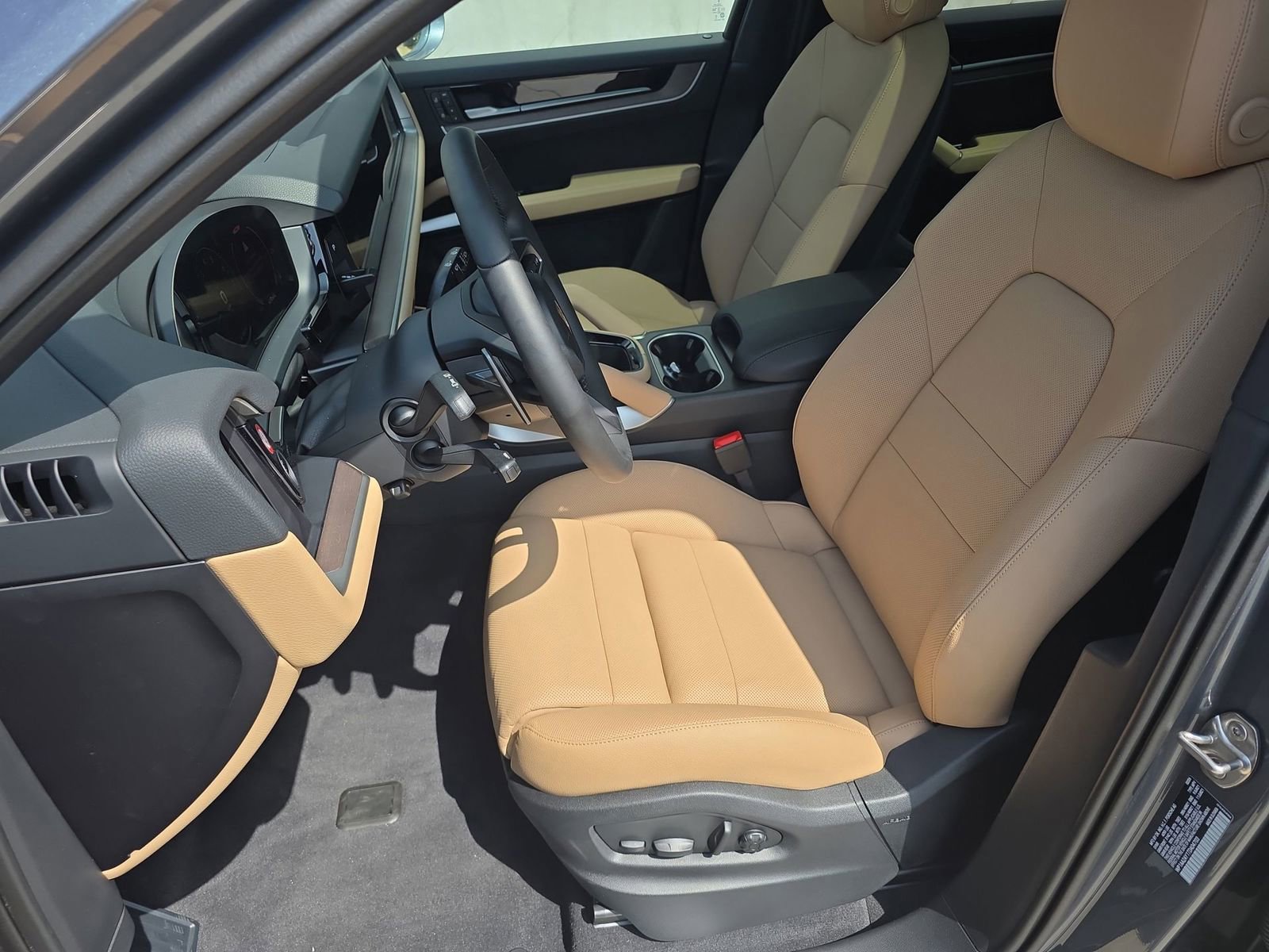 New 2026 Porsche Cayenne AWD/4WD image 5