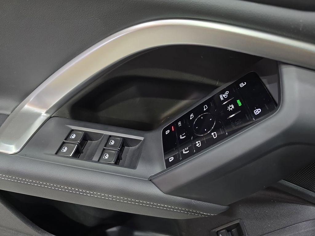 Used 2025 Audi Q5 Premium Plus w/ Premium Plus image 28