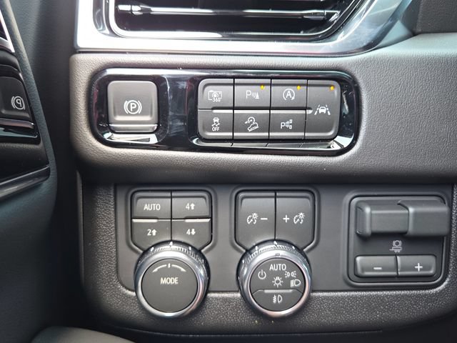 New 2026 GMC Yukon Elevation w/ Elevation Premium Package AWD/4WD image 34