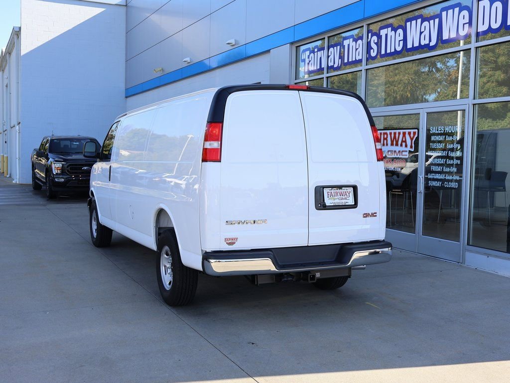 New 2025 Chevrolet Express 3500 Extended w/ Driver Convenience Package RWD image 8