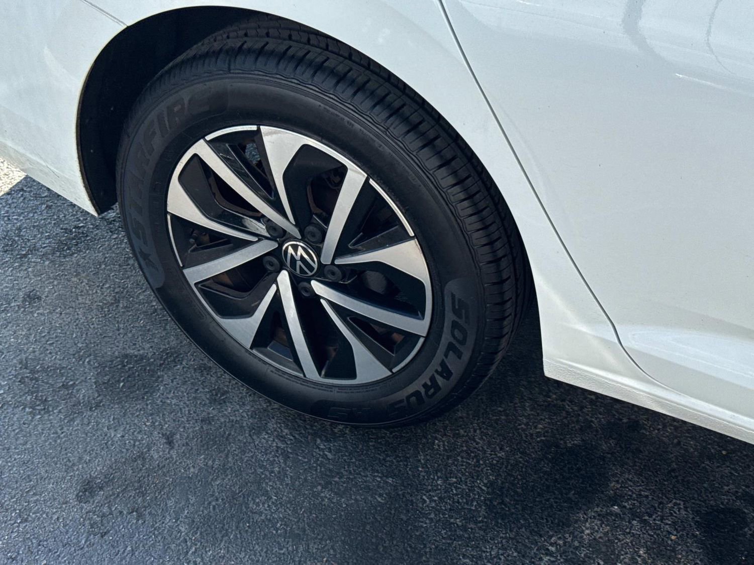 Used 2023 Volkswagen Jetta S image 11