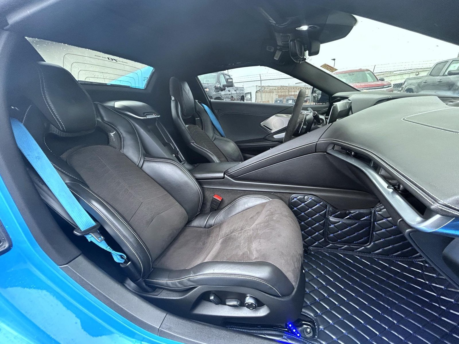 Used 2023 Chevrolet Corvette Stingray Preferred Conv w/ Z51 Performance Package RWD image 17