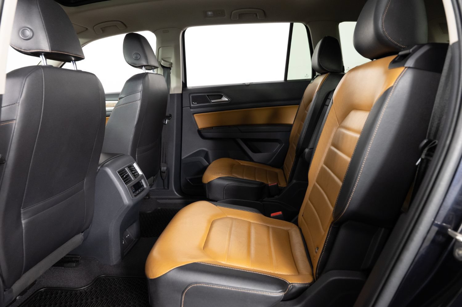 Used 2019 Volkswagen Atlas SEL Premium AWD/4WD image 19