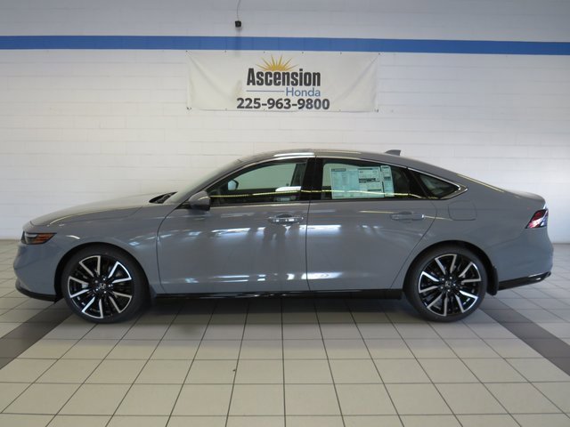 New 2025 Honda Accord Touring image 11