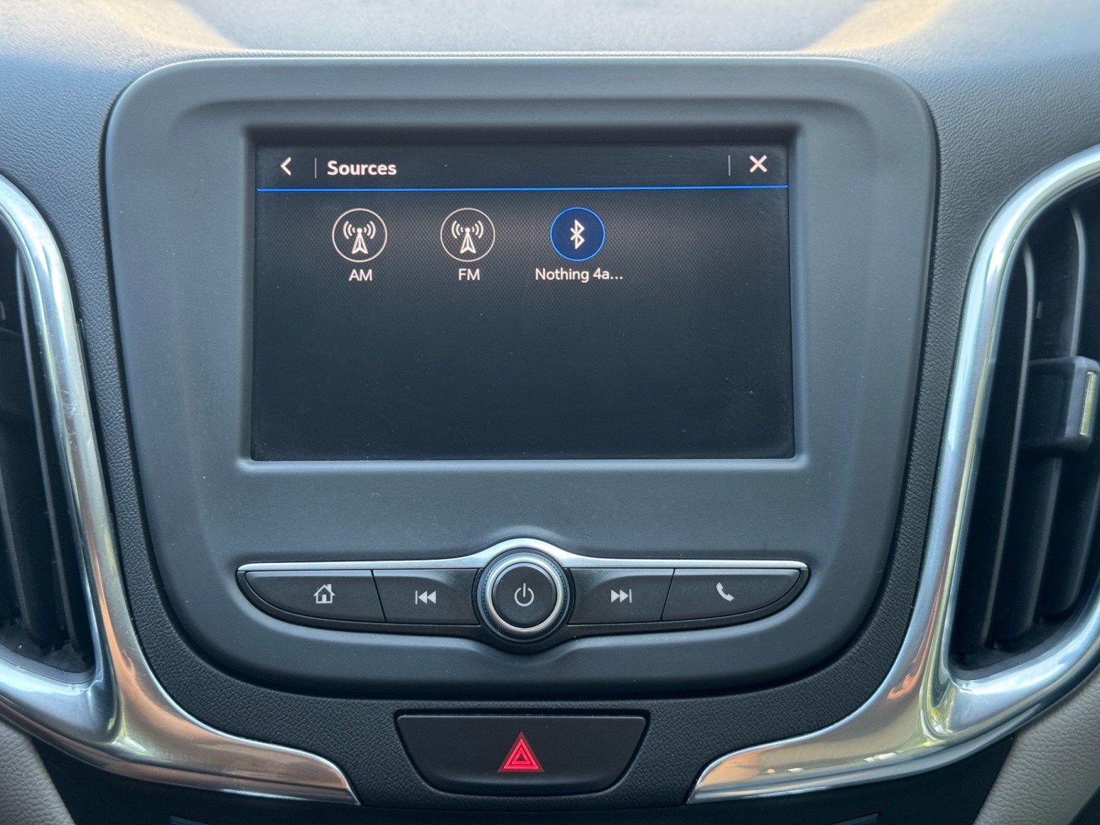 Used 2020 Chevrolet Equinox LS FWD image 22