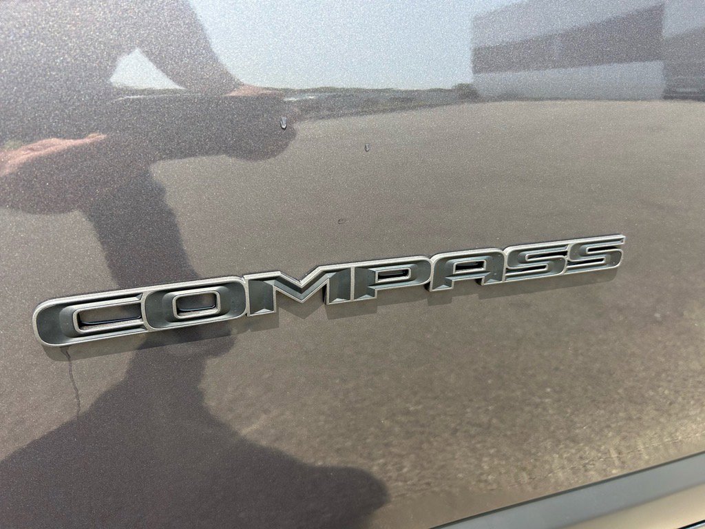 Used 2024 Jeep Compass Trailhawk image 14